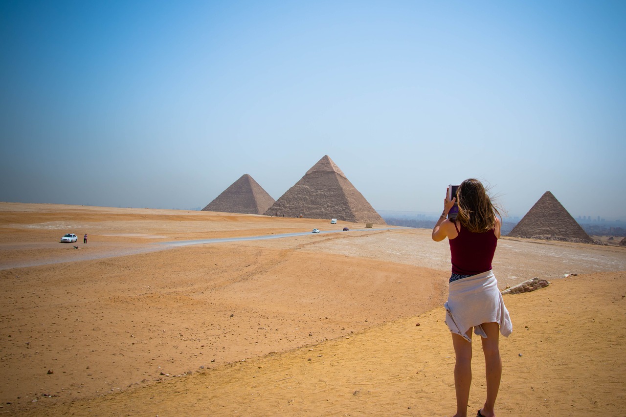 The Pyramids of Giza via pixabay