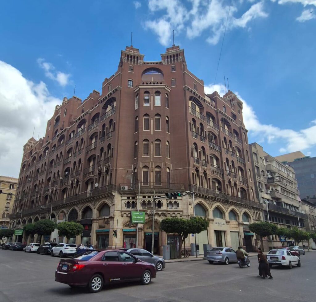 Al-Shourbagy Building by Passainte Assem